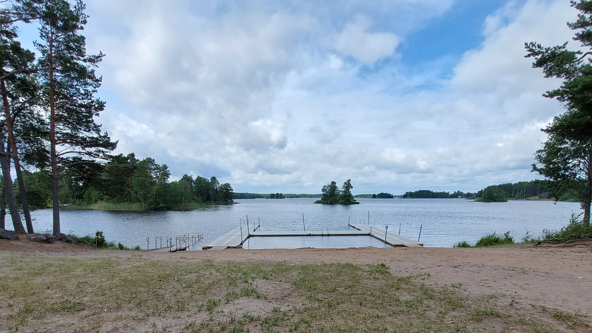 Laduholmen, Forsbacka