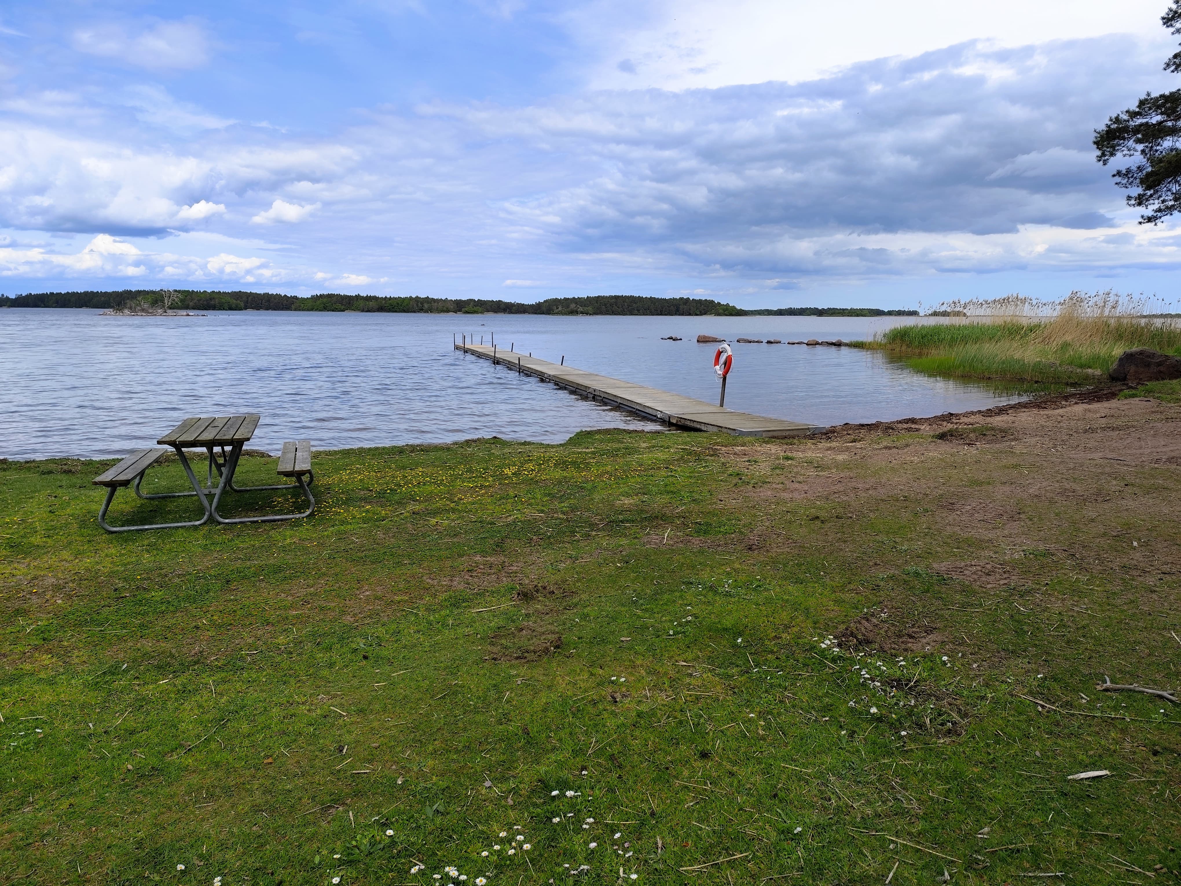Oknö, Stenskär