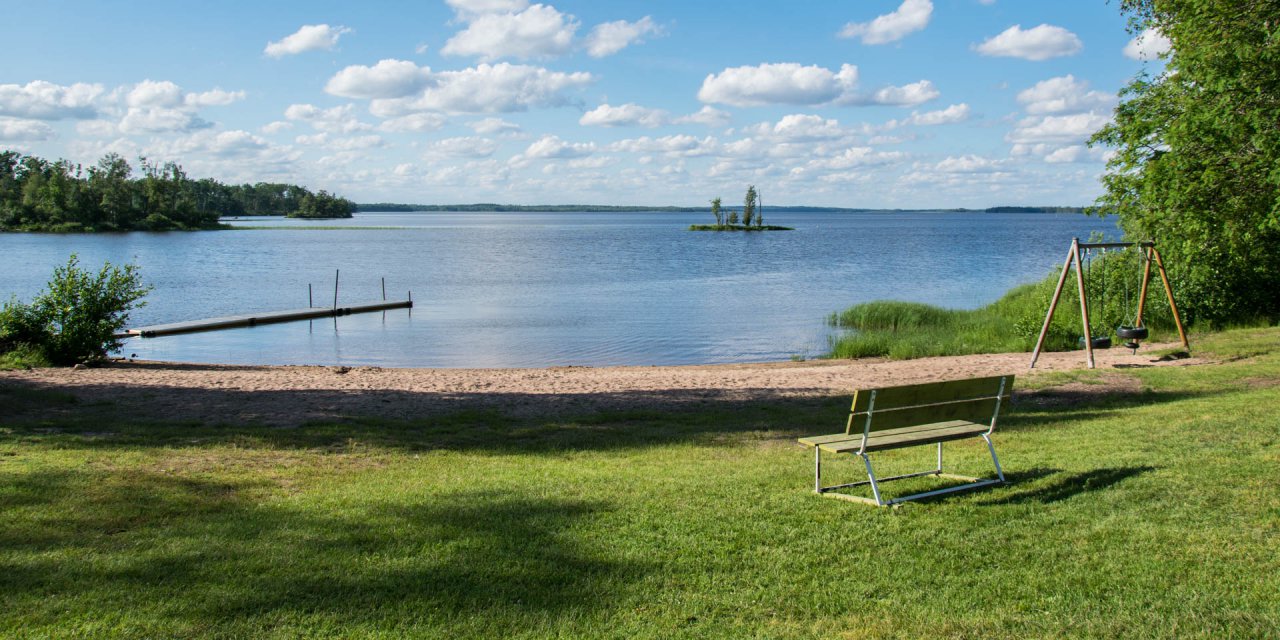 Vidöstern, Sundet