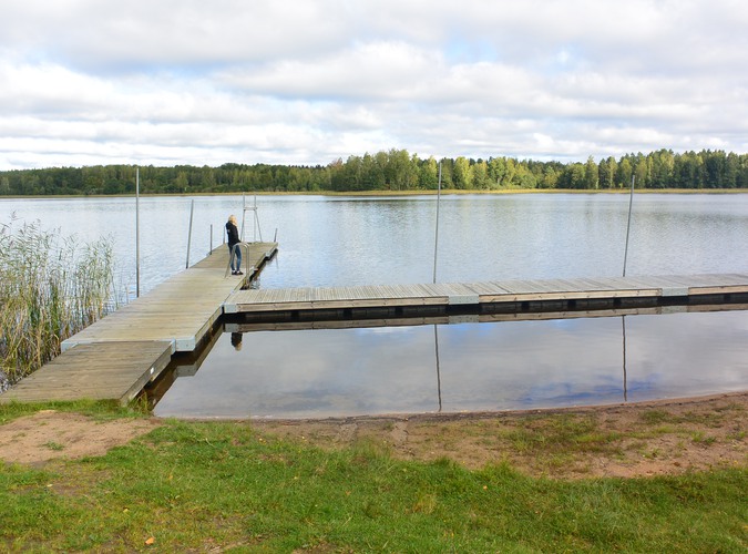 Tisnaren, Hävla